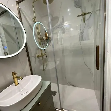 Cosy Avec Jardin Proche De La Gare Lägenhet *